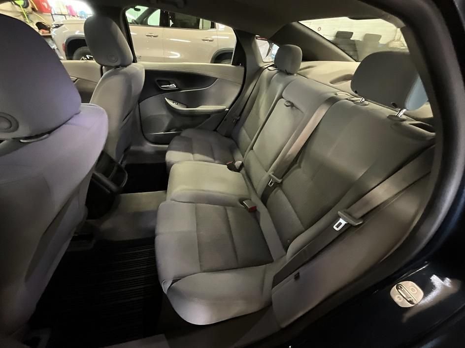 Used 2014 Chevrolet Impala LS w/ LS Convenience Package FWD image 26