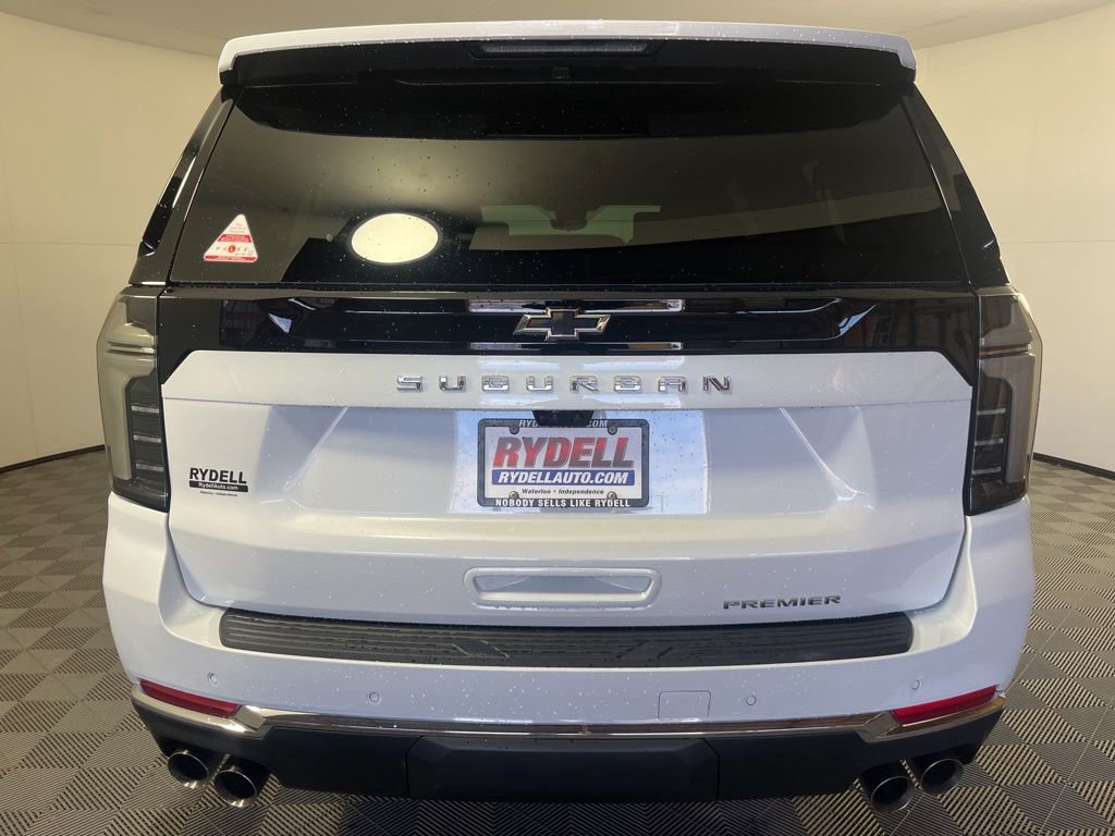 New 2026 Chevrolet Suburban Premier image 5