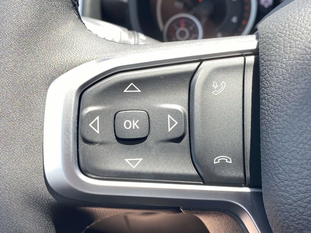 New 2026 RAM 3500 Big Horn AWD/4WD image 28