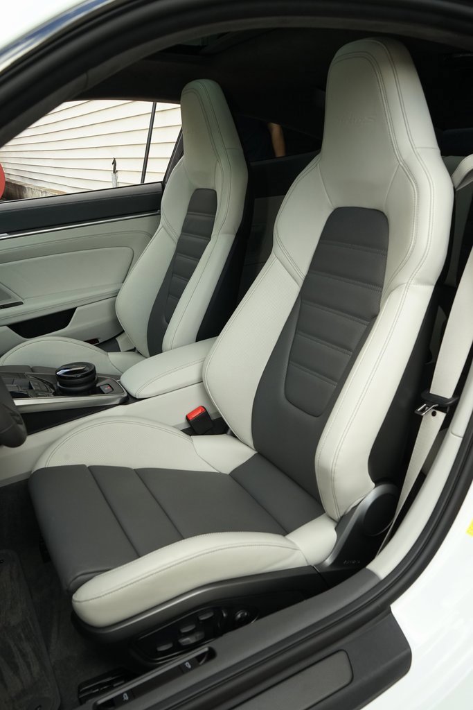 Used 2024 Porsche 911 Turbo S image 10