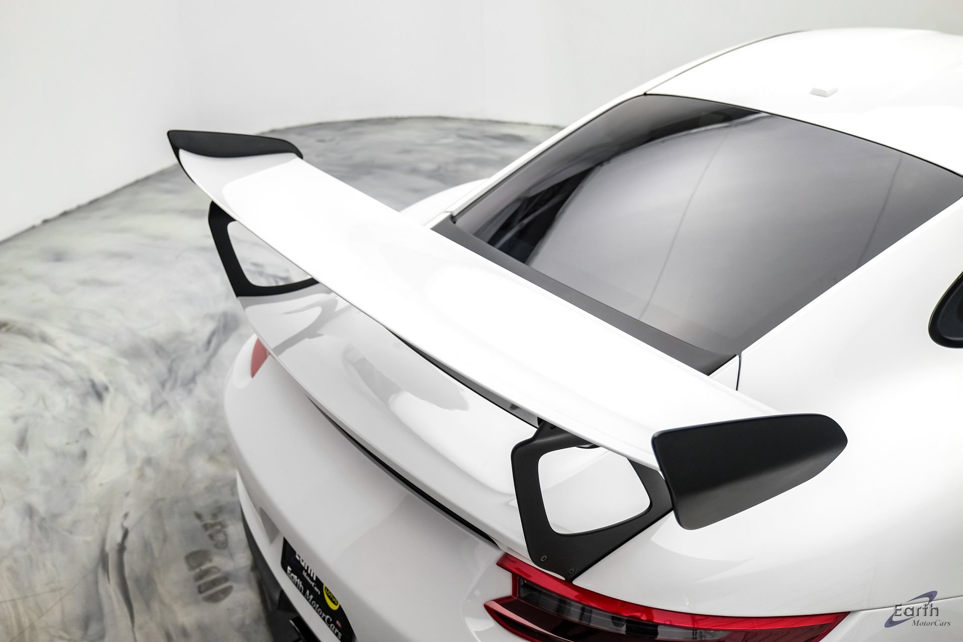 Used 2019 Porsche 911 GT3 RS RWD image 18