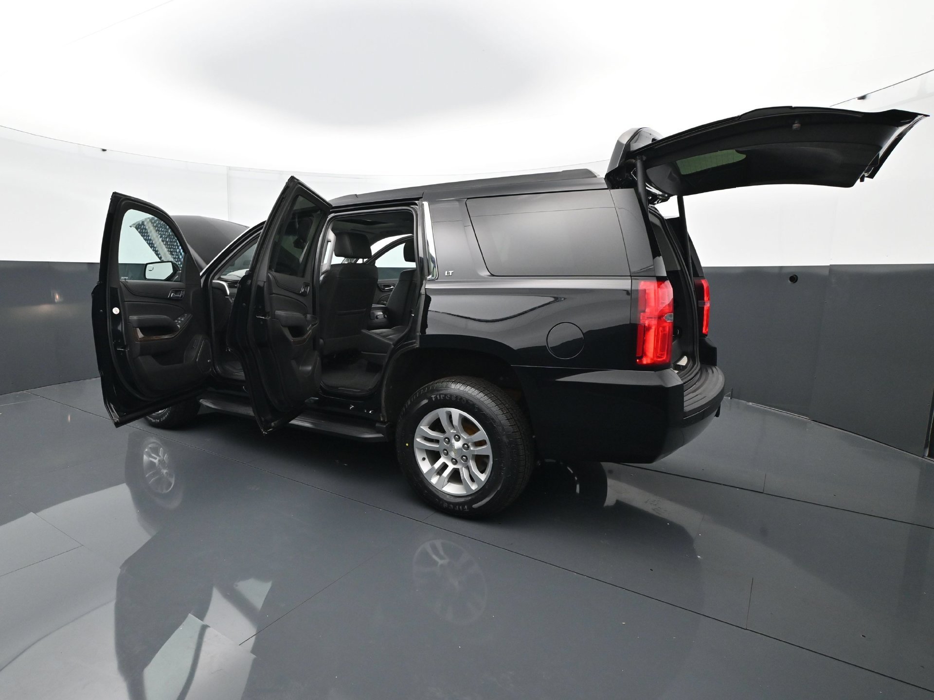 Used 2019 Chevrolet Tahoe LT AWD/4WD image 30