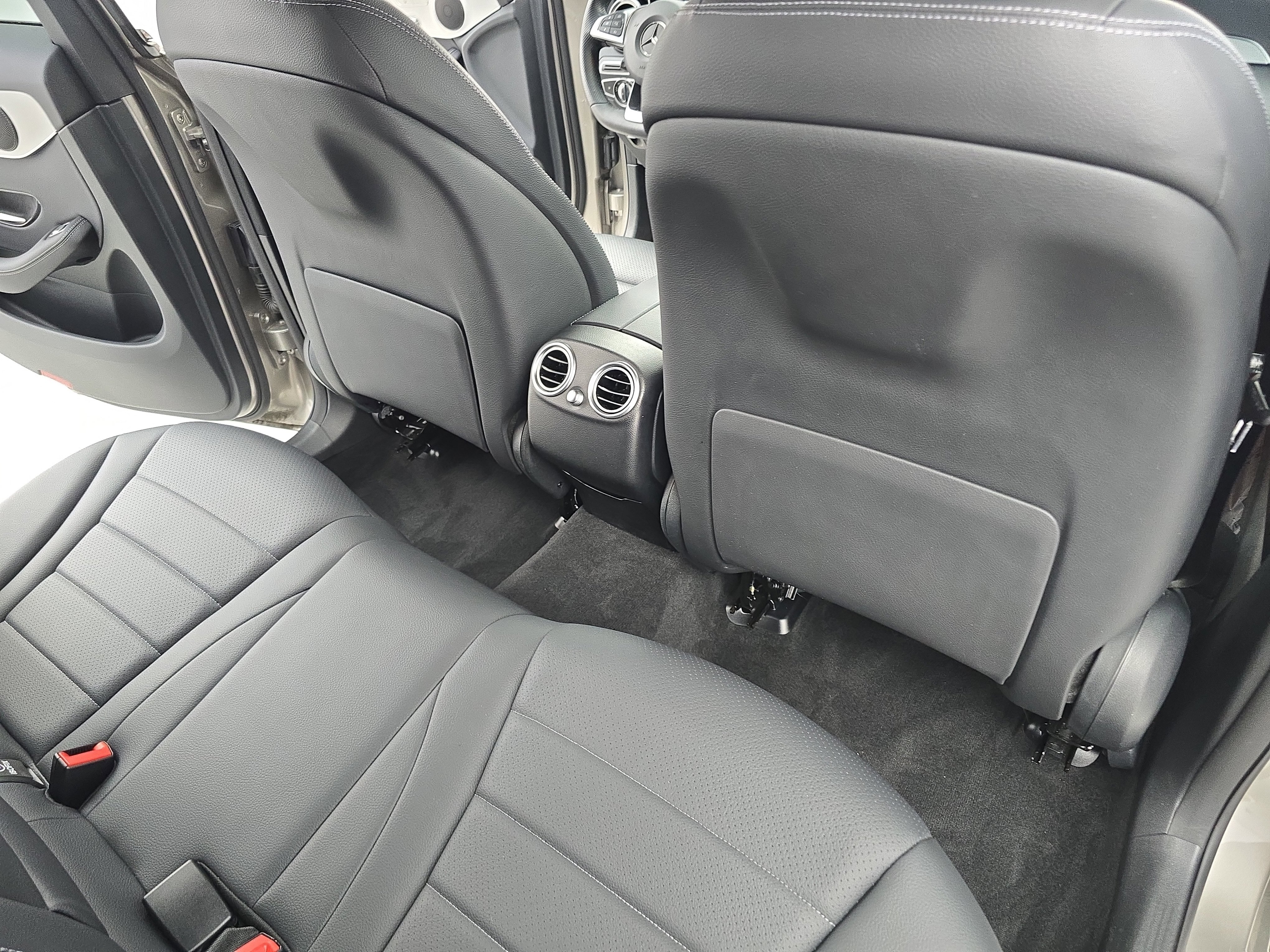 Certified 2019 Mercedes-Benz GLC 300 image 11