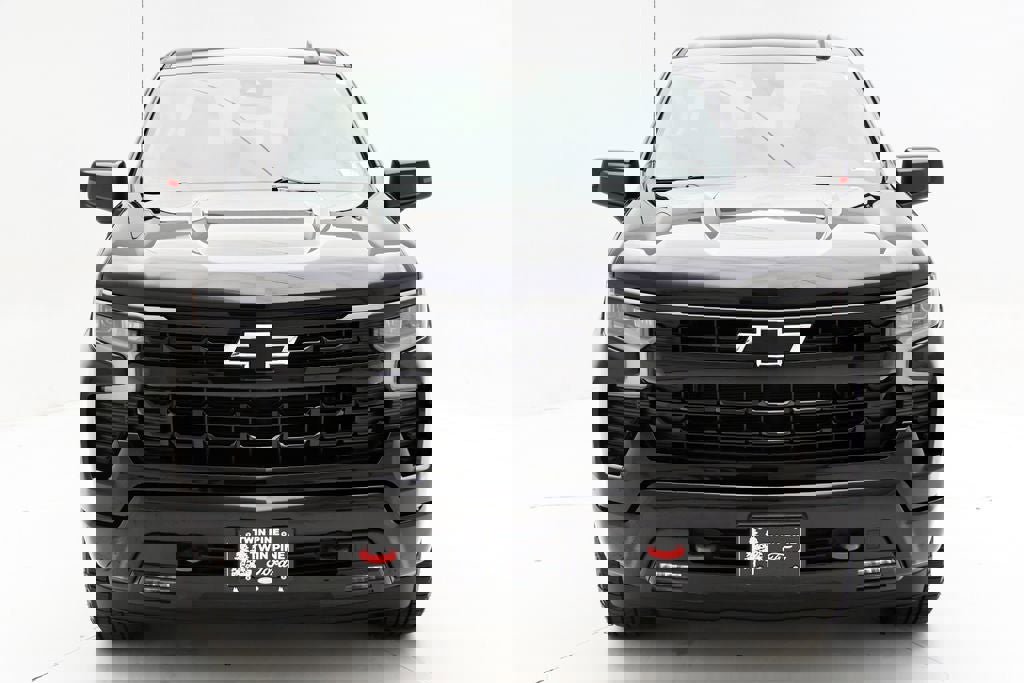 Used 2023 Chevrolet Silverado 1500 RST w/ Redline Edition AWD/4WD image 5