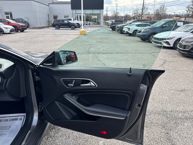 Used 2019 Mercedes-Benz CLA 250 4MATIC image 11