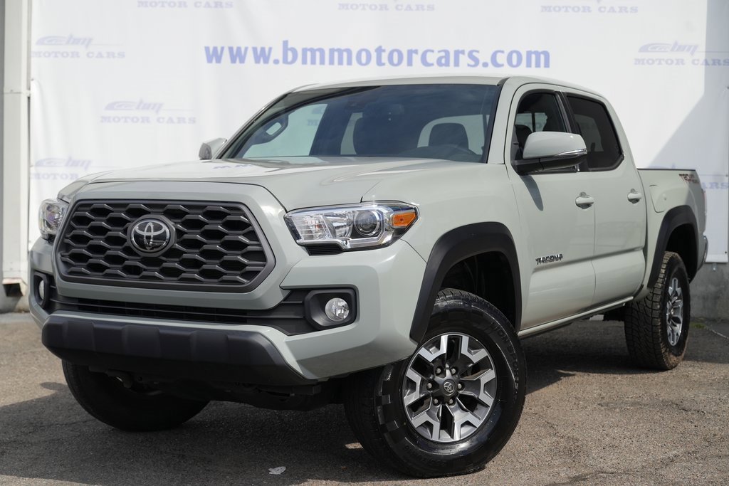 Used 2023 Toyota Tacoma SR5 image 2