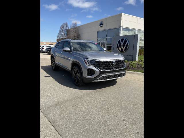 New 2026 Volkswagen Atlas Cross Sport SE