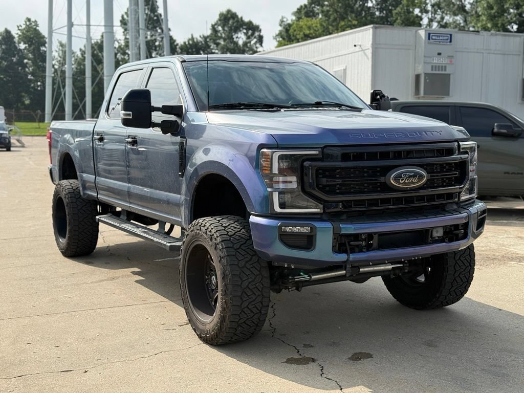 Used 2022 Ford F350 Lariat w/ Black Appearance Package AWD/4WD image 4