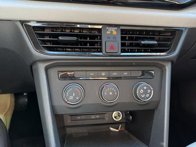 Used 2022 Volkswagen Taos S image 28