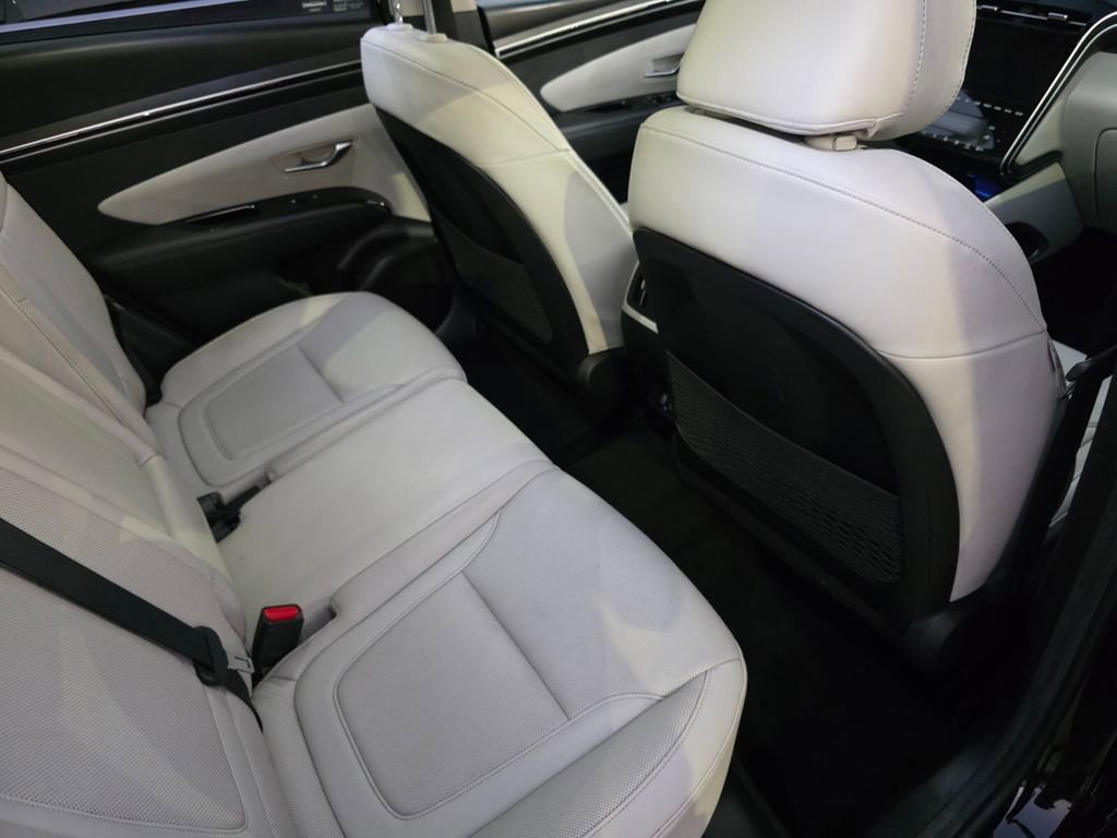 Used 2022 Hyundai Tucson Limited image 29