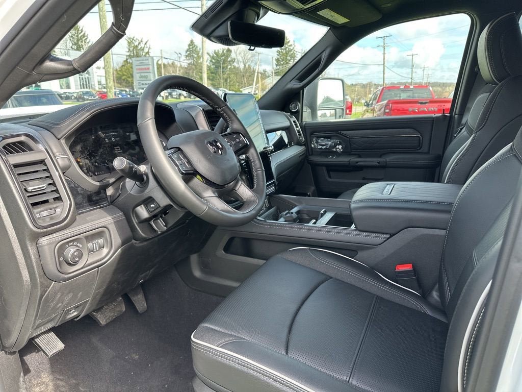 New 2026 RAM 3500 Limited AWD/4WD image 14