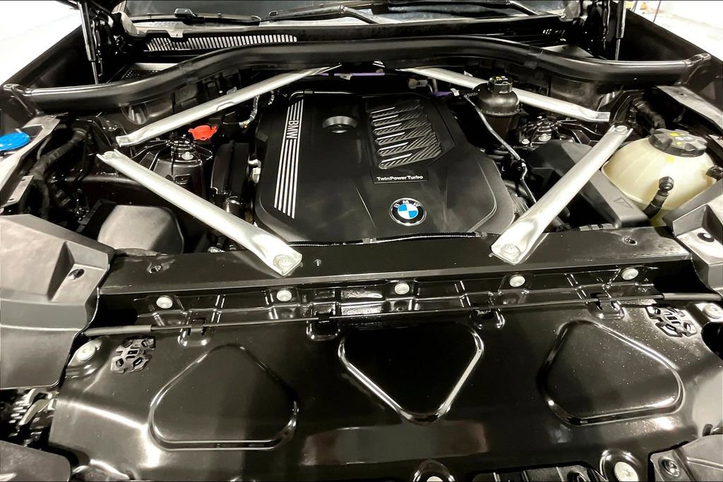 Used 2023 BMW X5 sDrive40i w/ Premium Package image 12