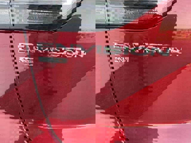 Used 2023 Buick Envision Avenir image 10