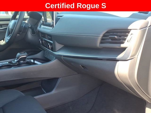 Certified 2026 Nissan Rogue S FWD image 18