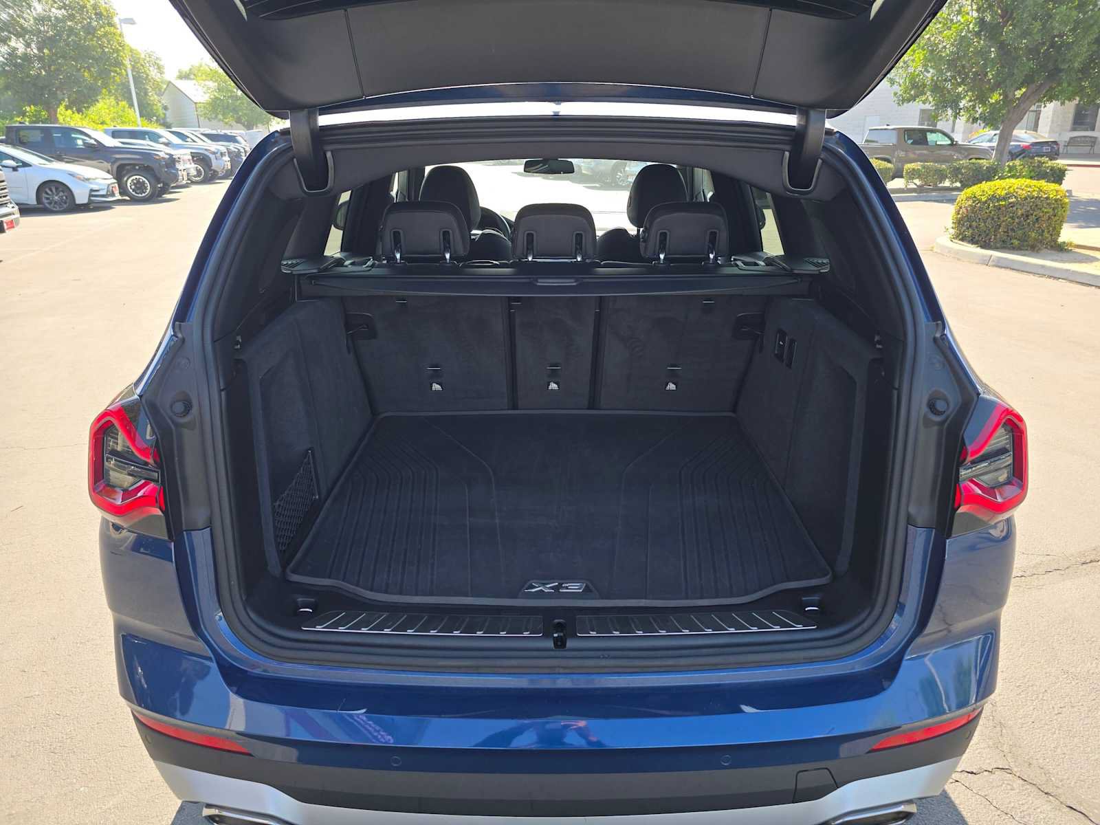 Used 2024 BMW X3 xDrive30i w/ Premium Package AWD/4WD image 14
