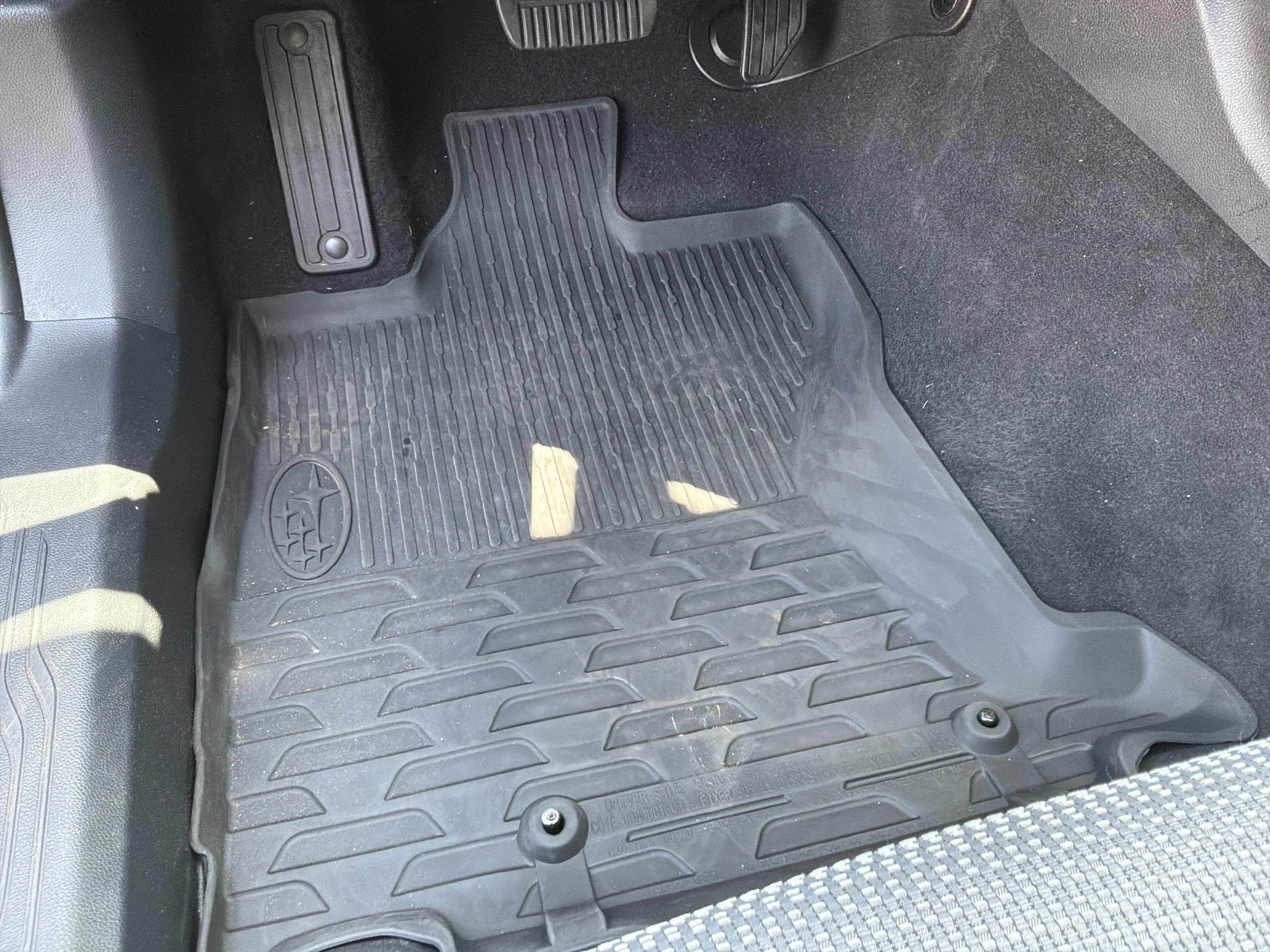 Used 2024 Subaru Outback Premium AWD/4WD image 17