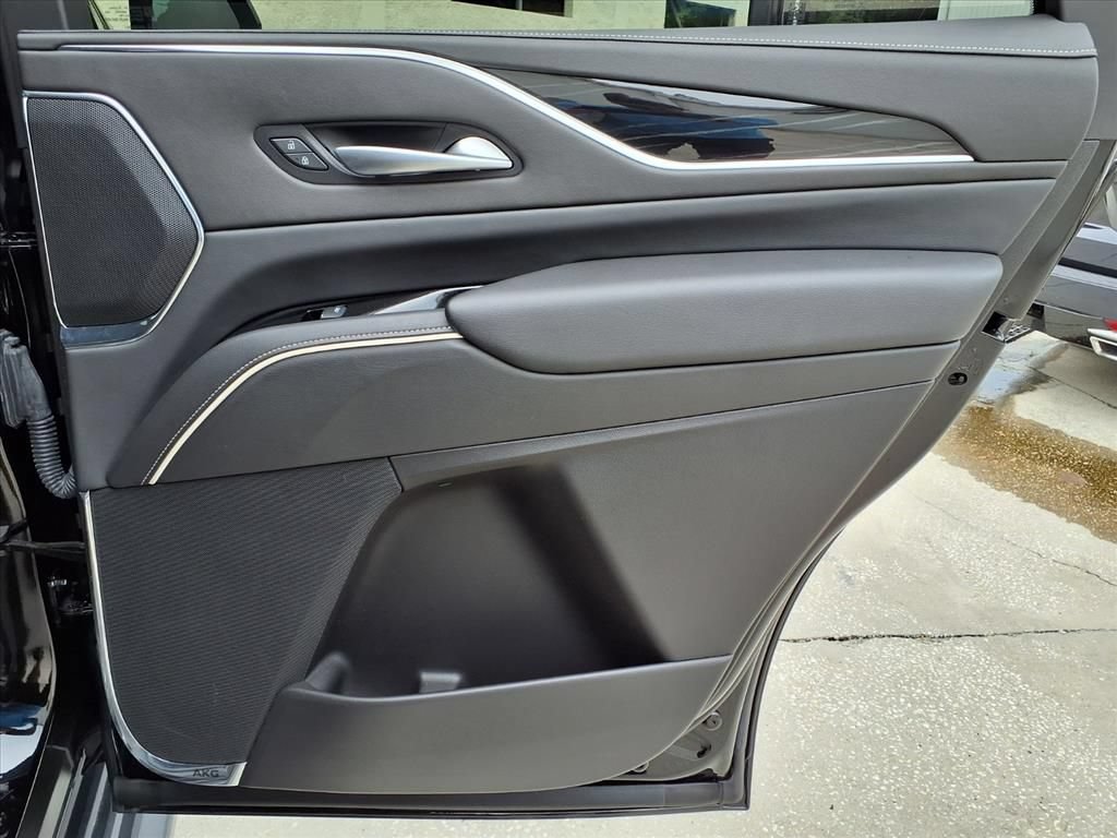 Certified 2024 Cadillac Escalade Sport AWD/4WD image 12