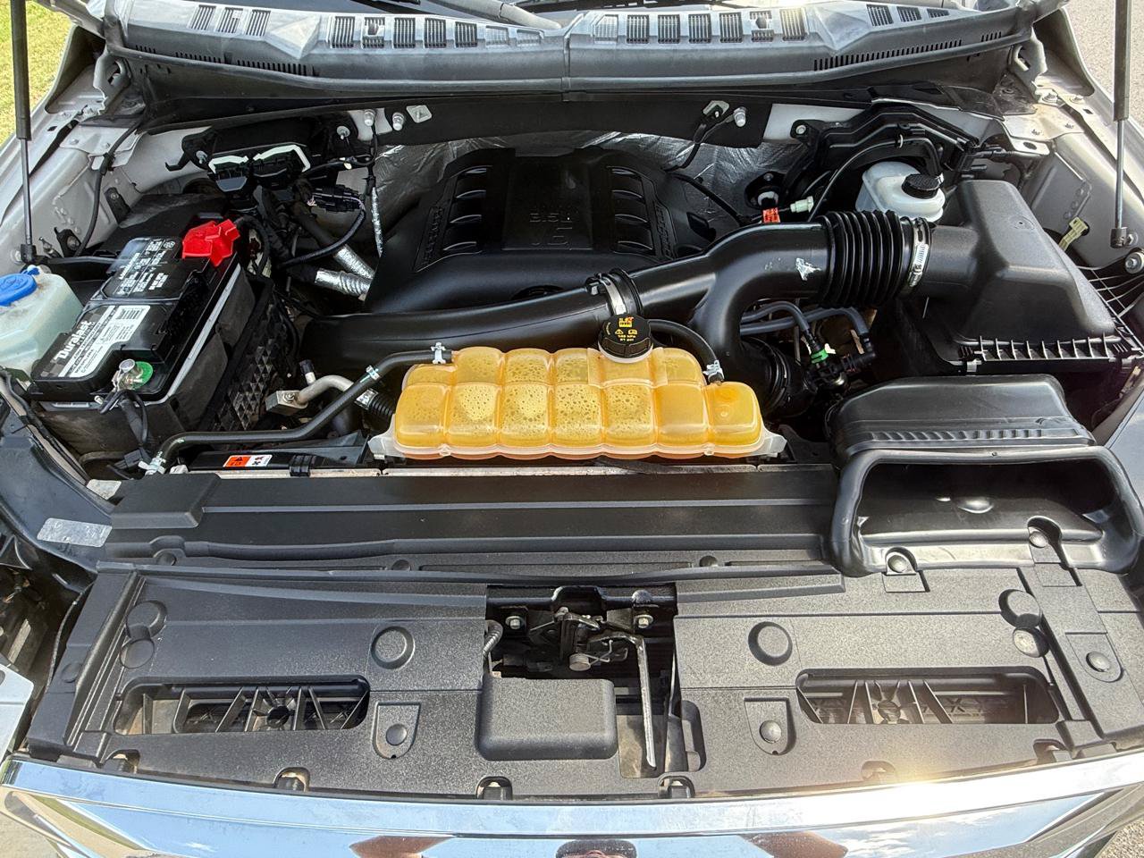 Used 2015 Ford F150 Lariat AWD/4WD image 31