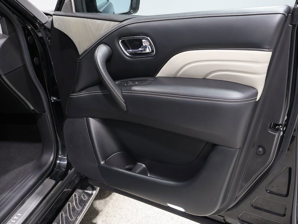 Used 2019 INFINITI QX80 Luxe w/ Proassist Package image 28