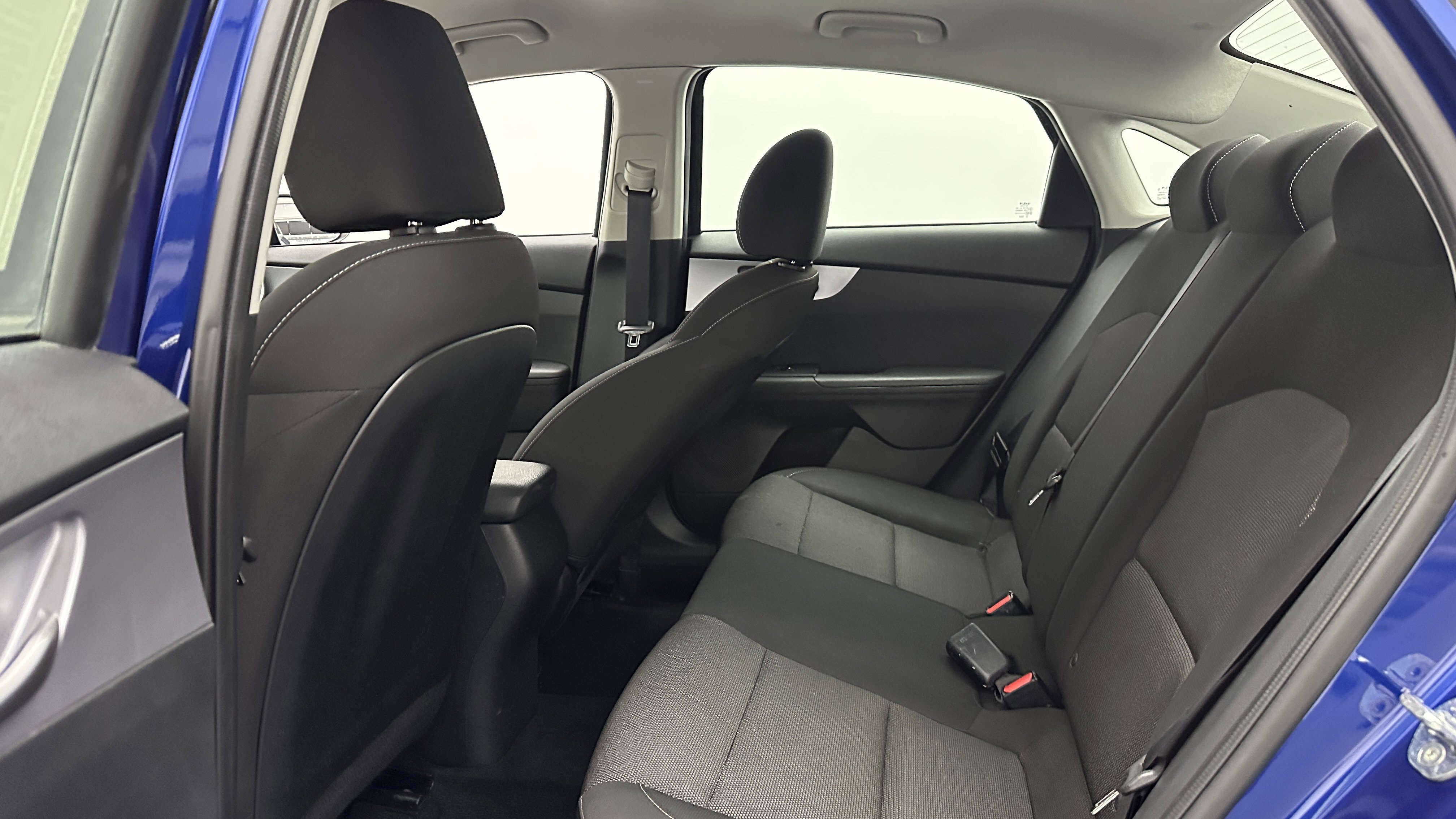 Used 2022 Kia Forte LXS image 25