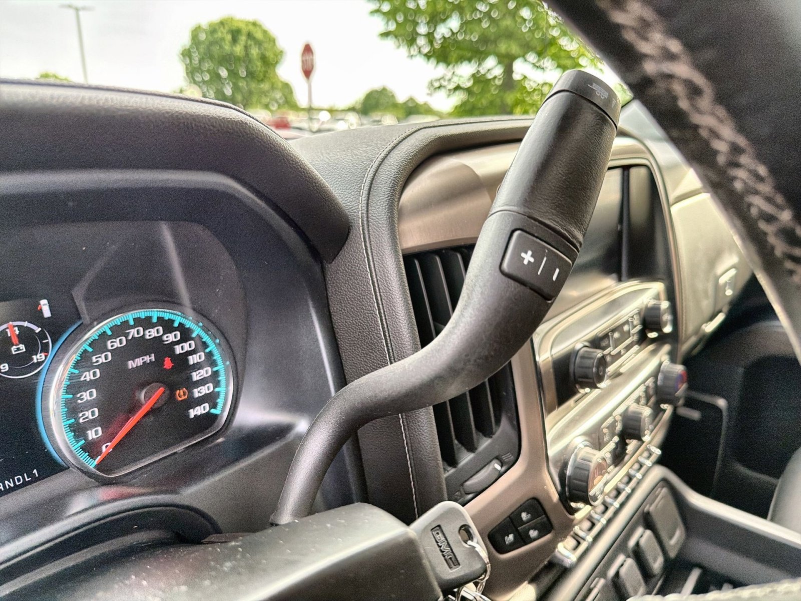 Used 2018 GMC Sierra 2500 Denali w/ Duramax Plus Package AWD/4WD image 24