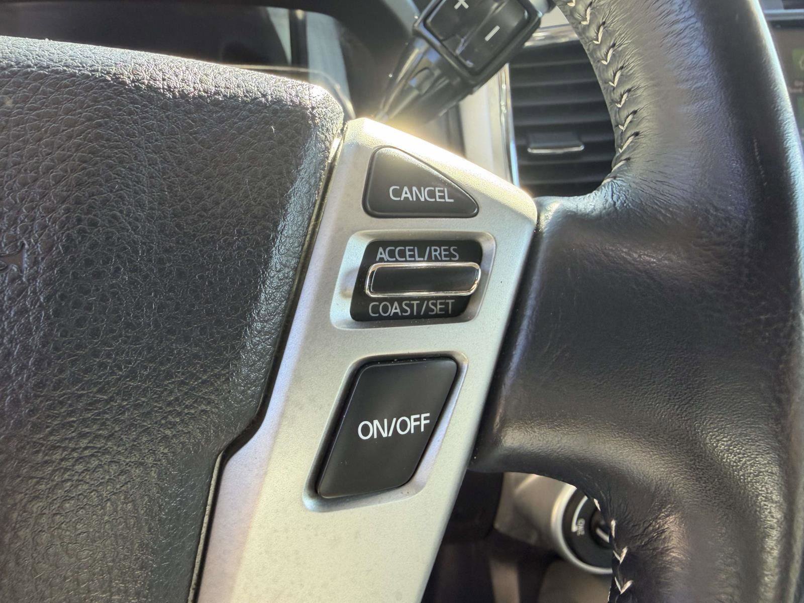 Used 2019 Nissan Titan PRO-4X w/ Pro-4x Convenience Package image 7