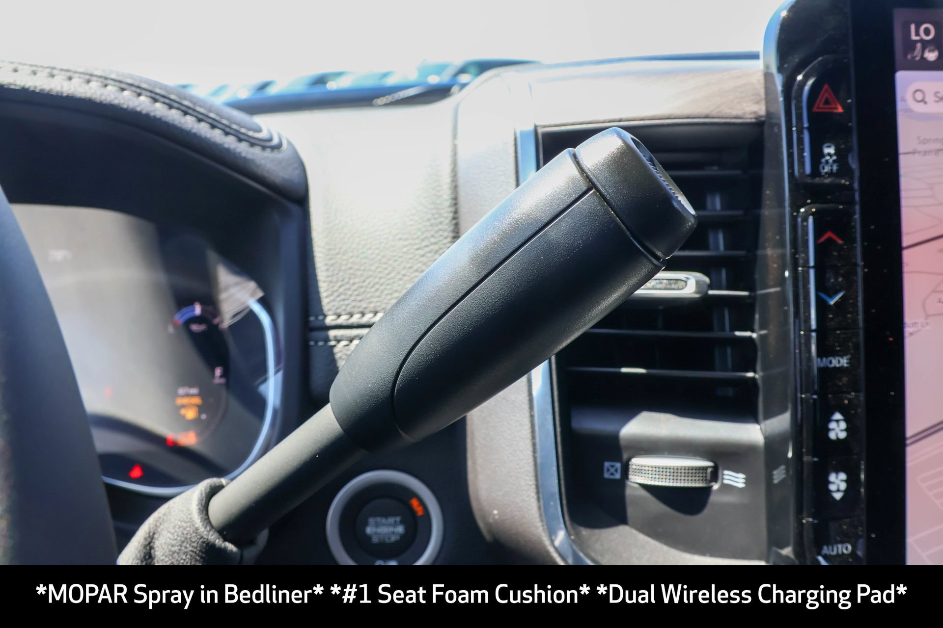 New 2026 RAM 3500 Laramie AWD/4WD image 28