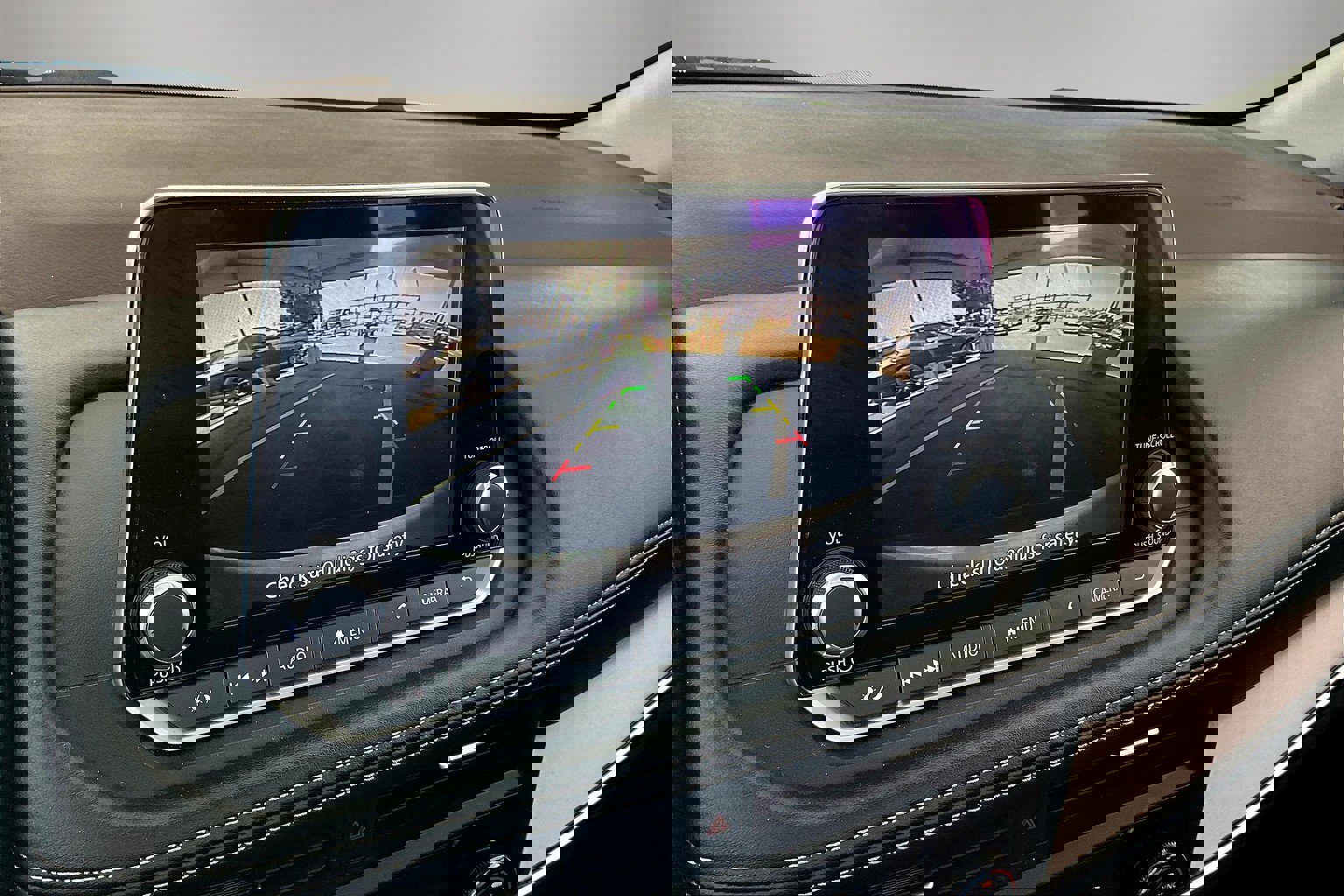 Used 2023 Nissan Rogue SV image 14