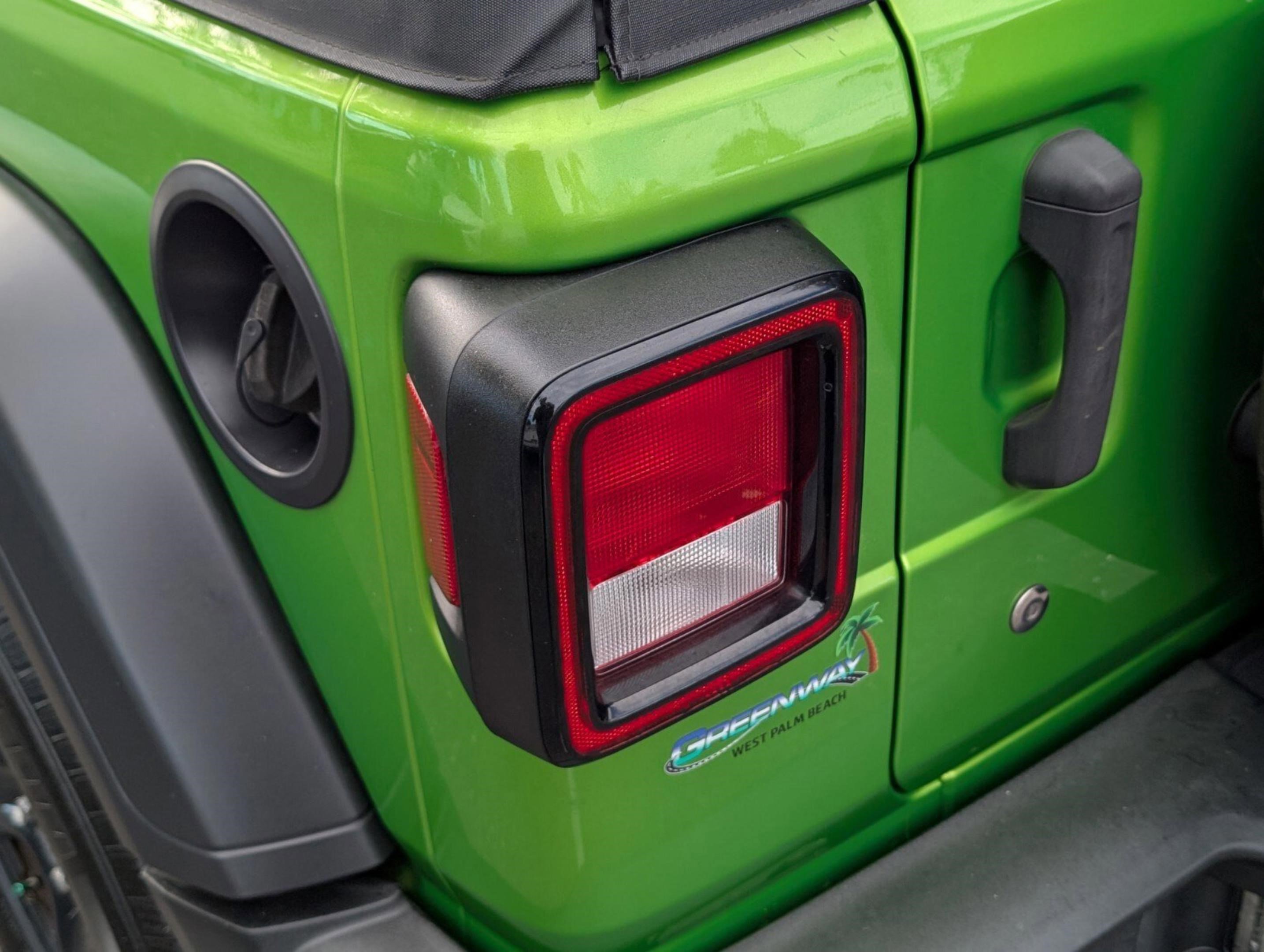 Used 2019 Jeep Wrangler Unlimited Sport image 33