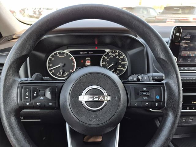 Used 2023 Nissan Rogue SV image 27