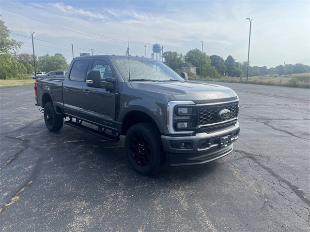 New 2026 Ford F250 4x4 Crew Cab Super Duty image 3