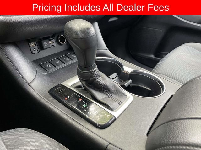 Used 2019 Toyota Highlander LE AWD/4WD image 33