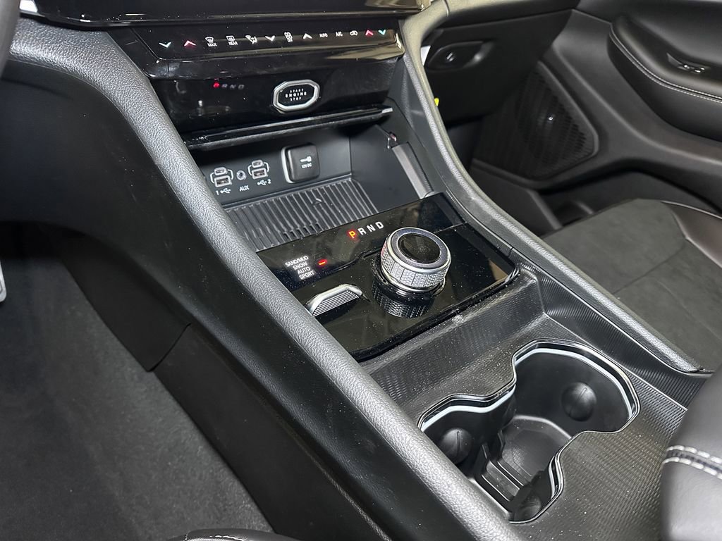 New 2026 Jeep Grand Cherokee Altitude image 27