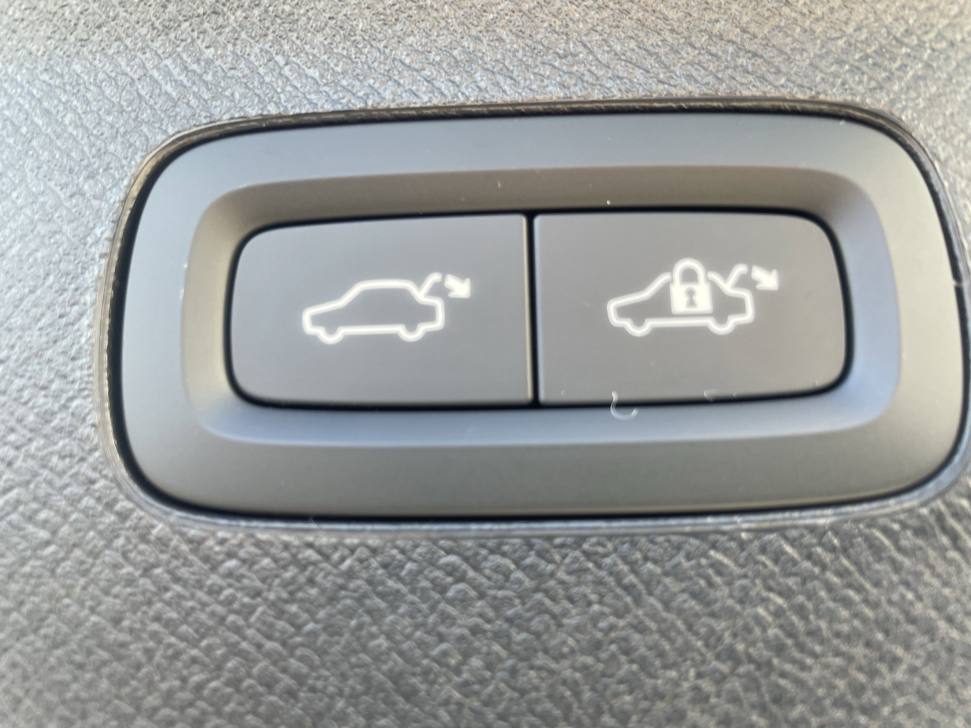 New 2026 Volvo XC90 B6 Ultra w/ Protection Package Premier image 10