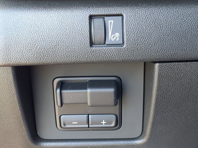 New 2025 Chevrolet Colorado Z71 w/ Technology Package image 16