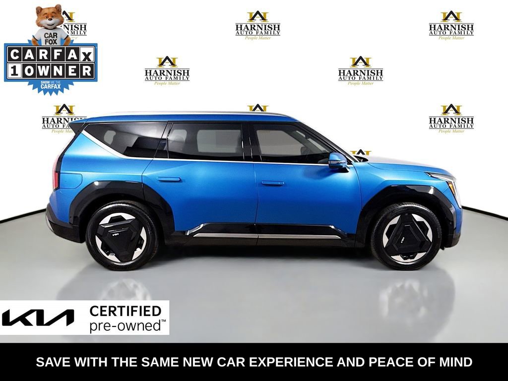 Certified 2024 Kia EV9 Land image 8