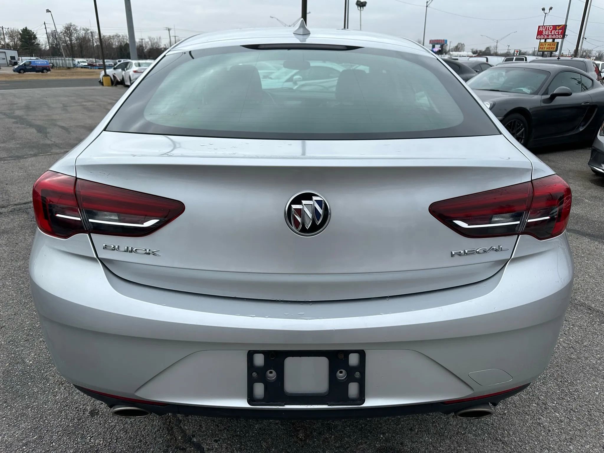 Used 2018 Buick Regal Essence image 34