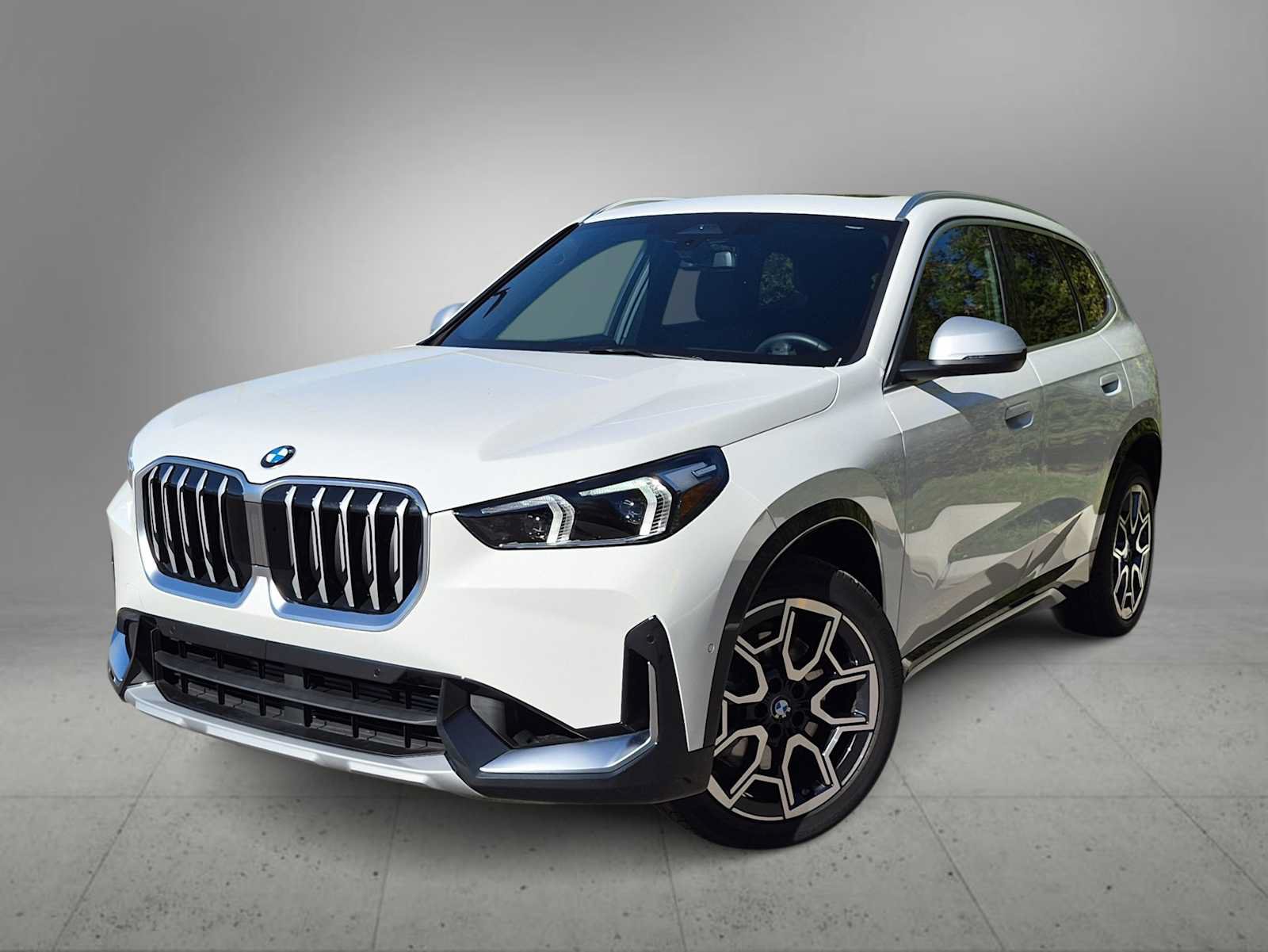 Used 2024 BMW X1 xDrive28i w/ Convenience Package