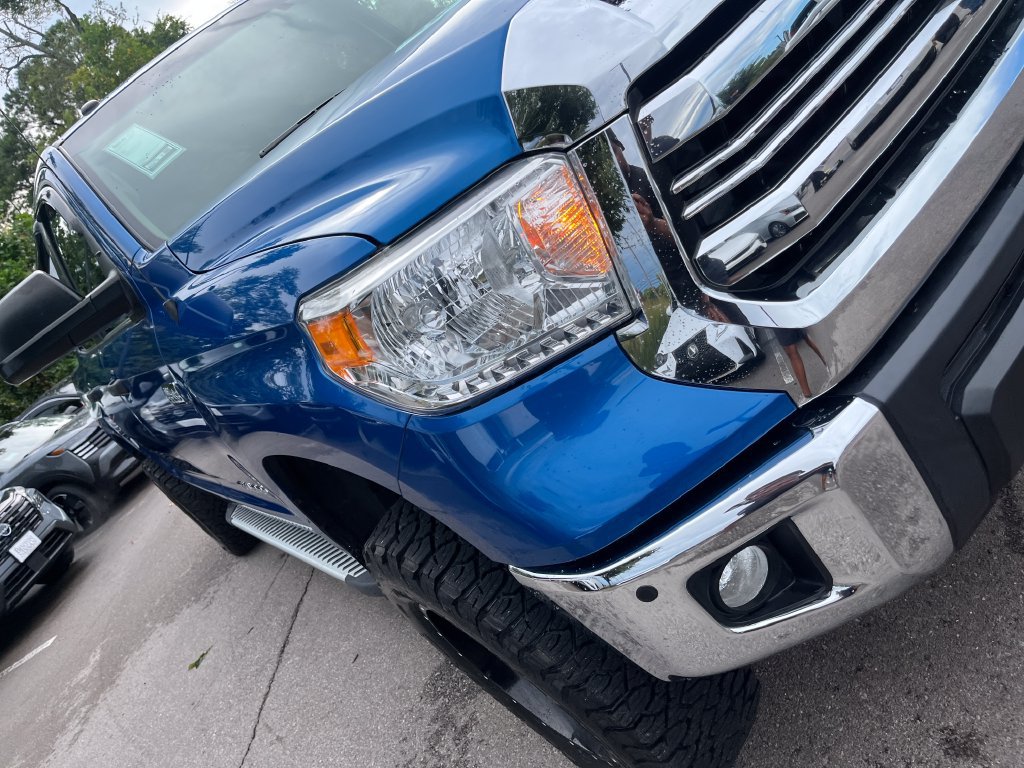 Used 2017 Toyota Tundra SR5 w/ TRD Off Road Package AWD/4WD image 39