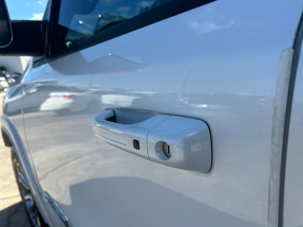 Used 2020 RAM 1500 Laramie w/ Sport Appearance Package image 23