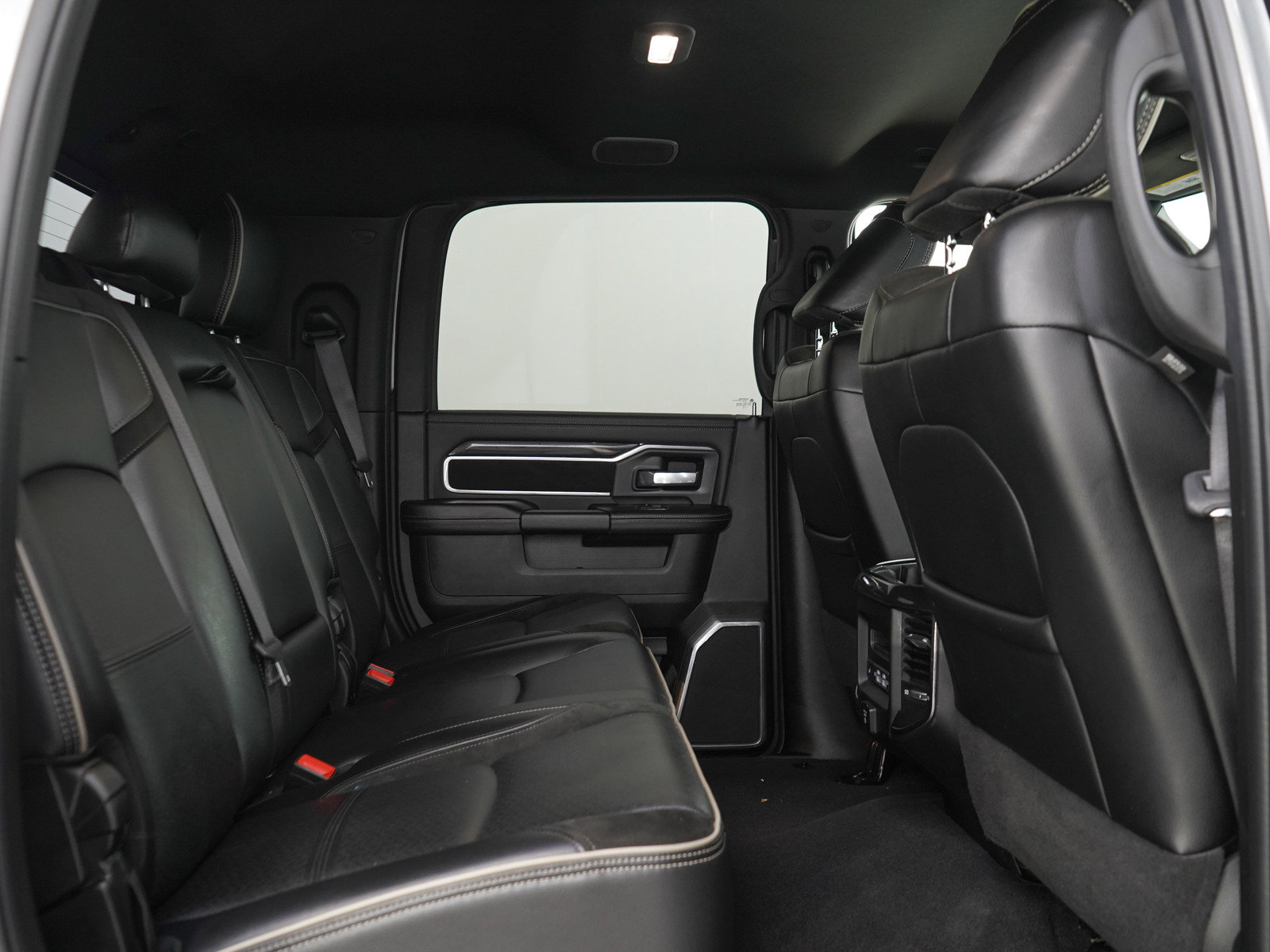 Used 2022 RAM 2500 Laramie AWD/4WD image 12