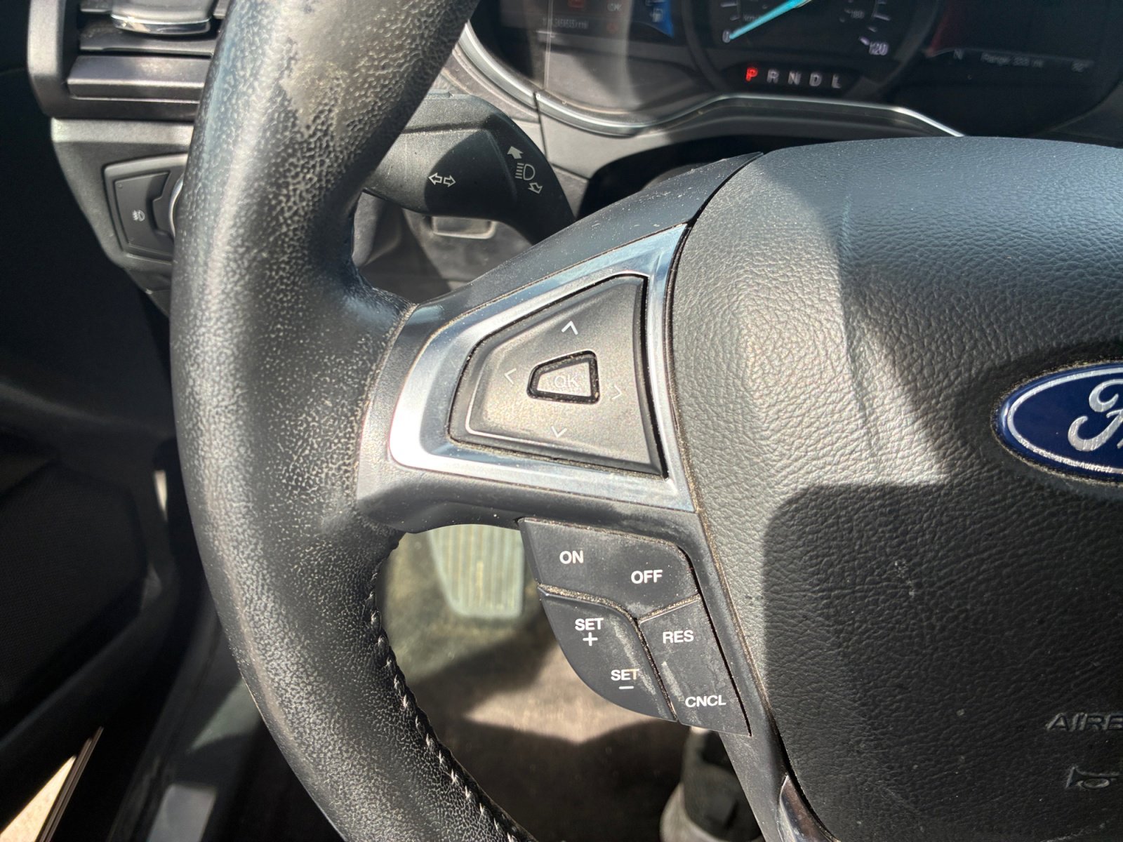 Used 2018 Ford Fusion Titanium image 22