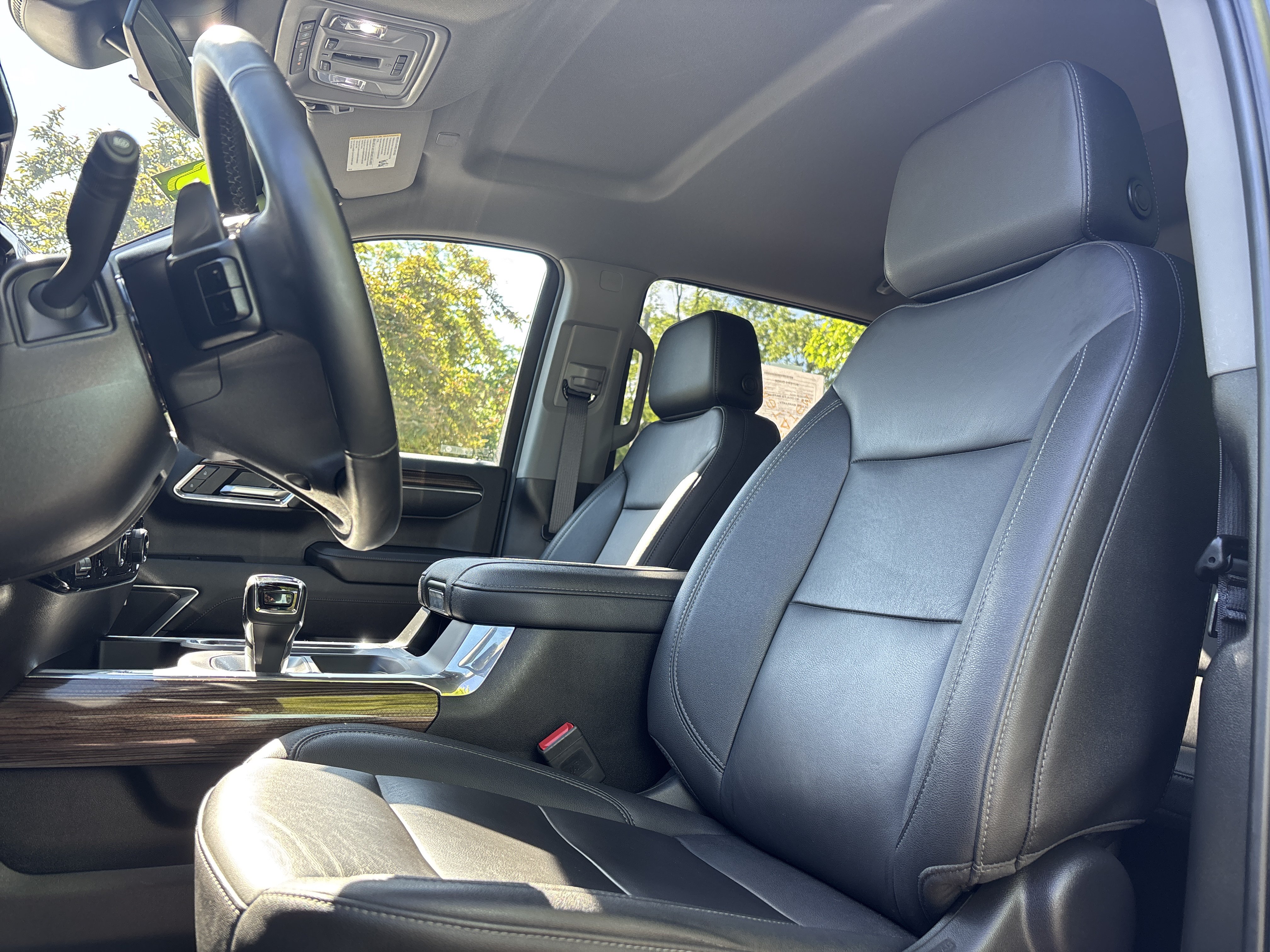 Used 2024 Chevrolet Silverado 1500 RST AWD/4WD image 9