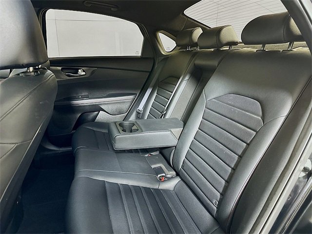 Used 2023 Kia Forte GT image 23