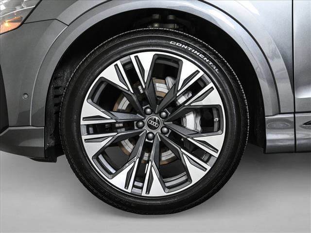 Certified 2026 Audi Q8 Premium Plus w/ Premium Plus Package AWD/4WD image 15