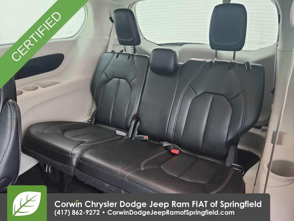 Certified 2023 Chrysler Pacifica Touring-L FWD image 29