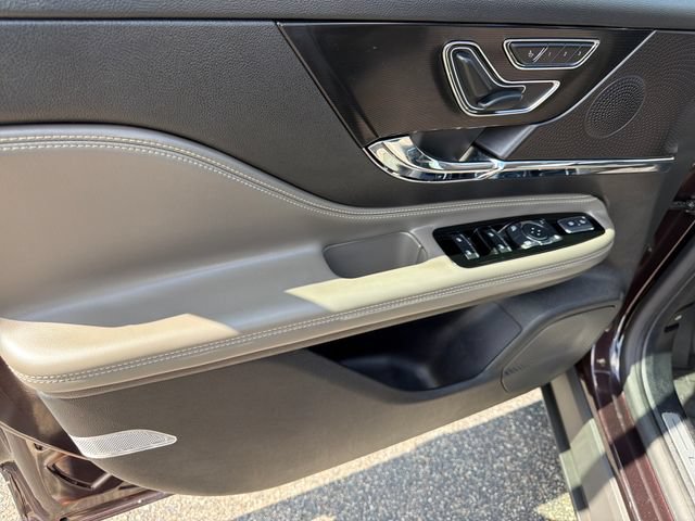 Certified 2023 Lincoln Corsair FWD image 13