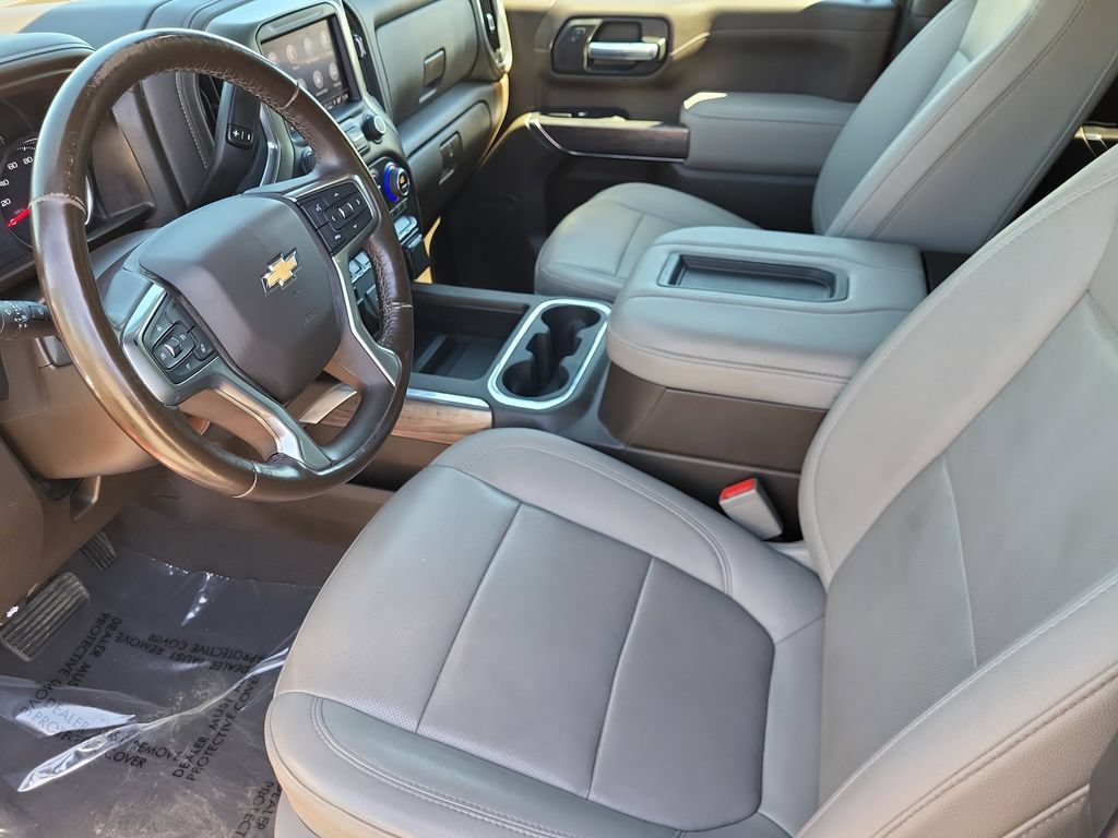 Used 2021 Chevrolet Silverado 2500 LTZ w/ LTZ Convenience Package AWD/4WD image 12