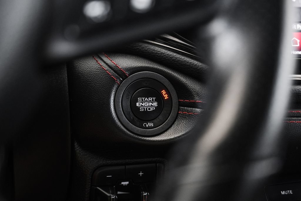 Used 2025 Dodge Durango R/T AWD/4WD image 18