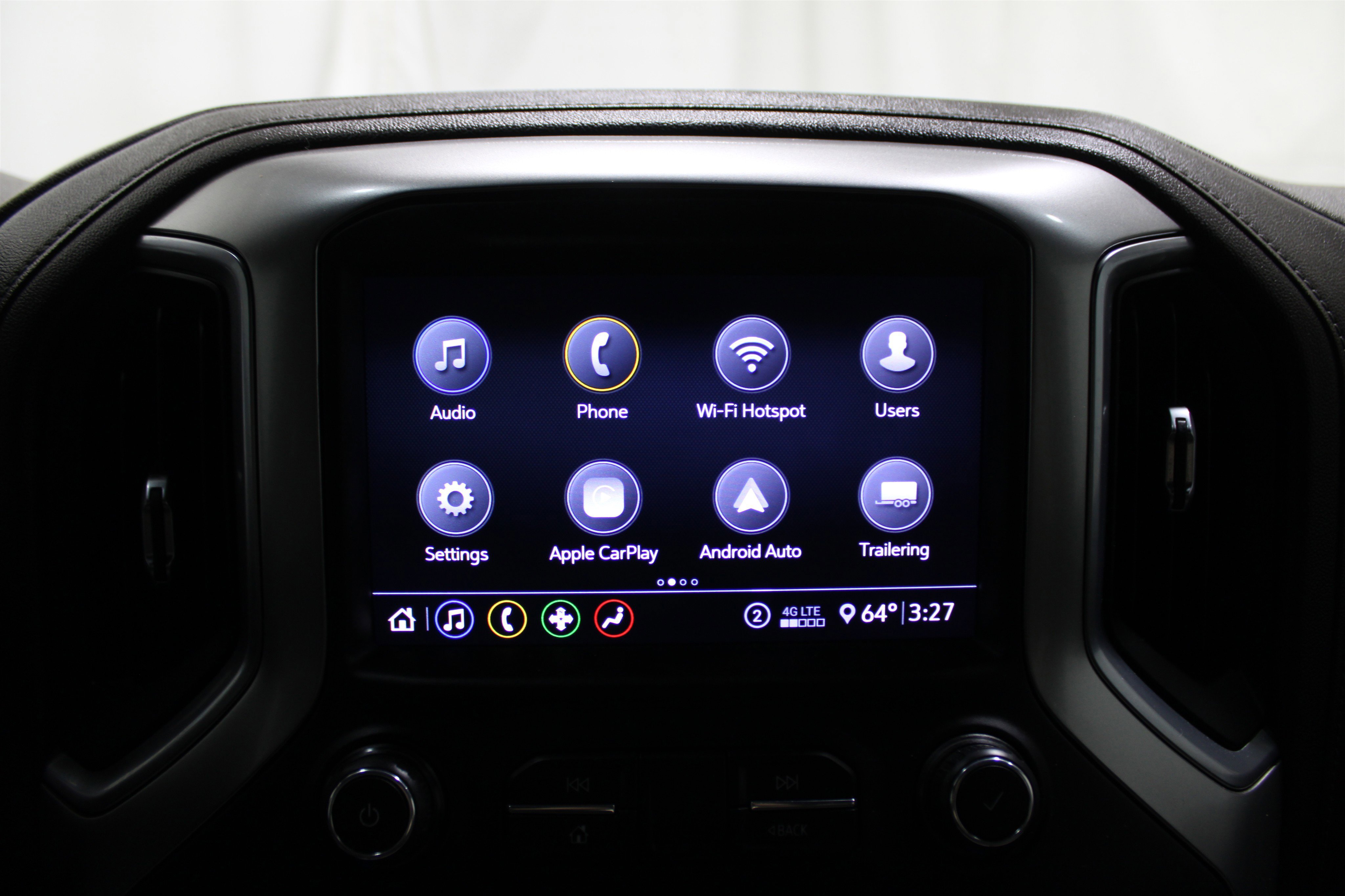 Used 2020 Chevrolet Silverado 1500 LT w/ Texas Edition image 17